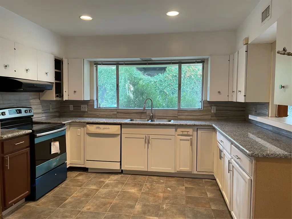 5122 S Jackwood Street, Houston, TX 77096 - #1