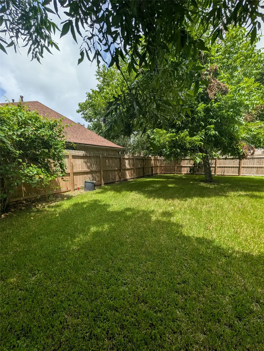 52 Blackgum Court, Lake Jackson, TX 77566 - #2