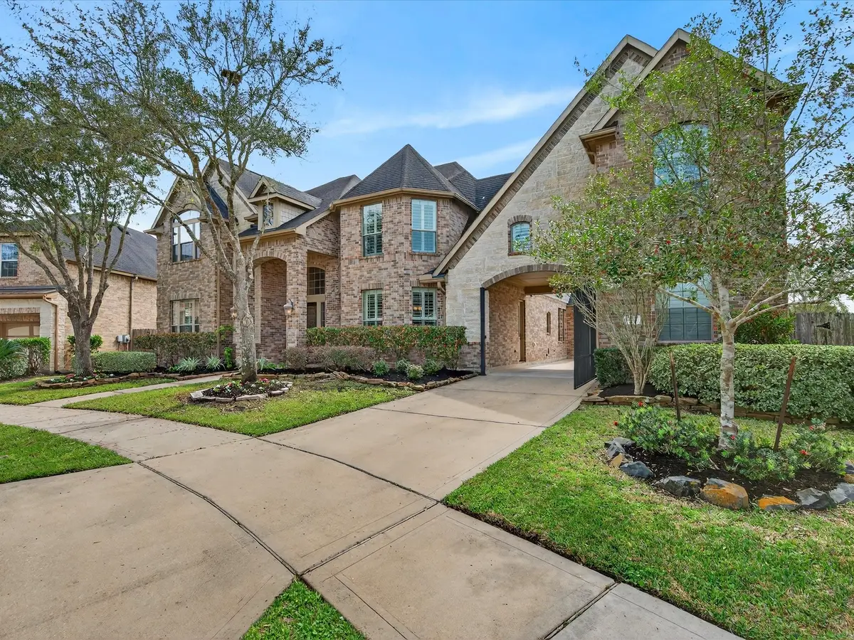 5330 Briarwick Meadow Lane, Sugar Land, TX 77479 - #1