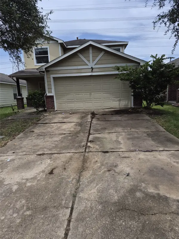 7638 Sunburst Trail Drive, Cypress, TX 77433