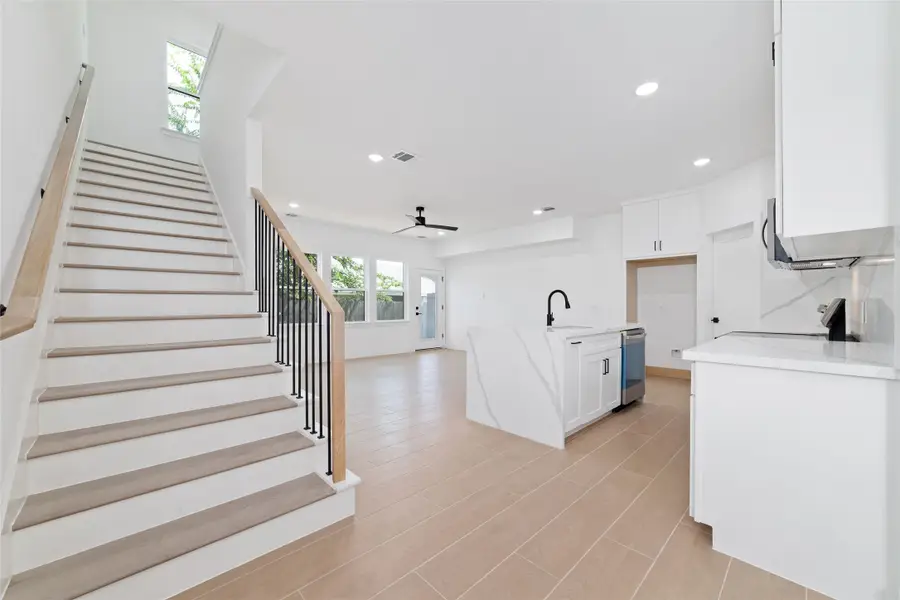 1811 N Spring Dr #7, Houston, TX 77373 - #3