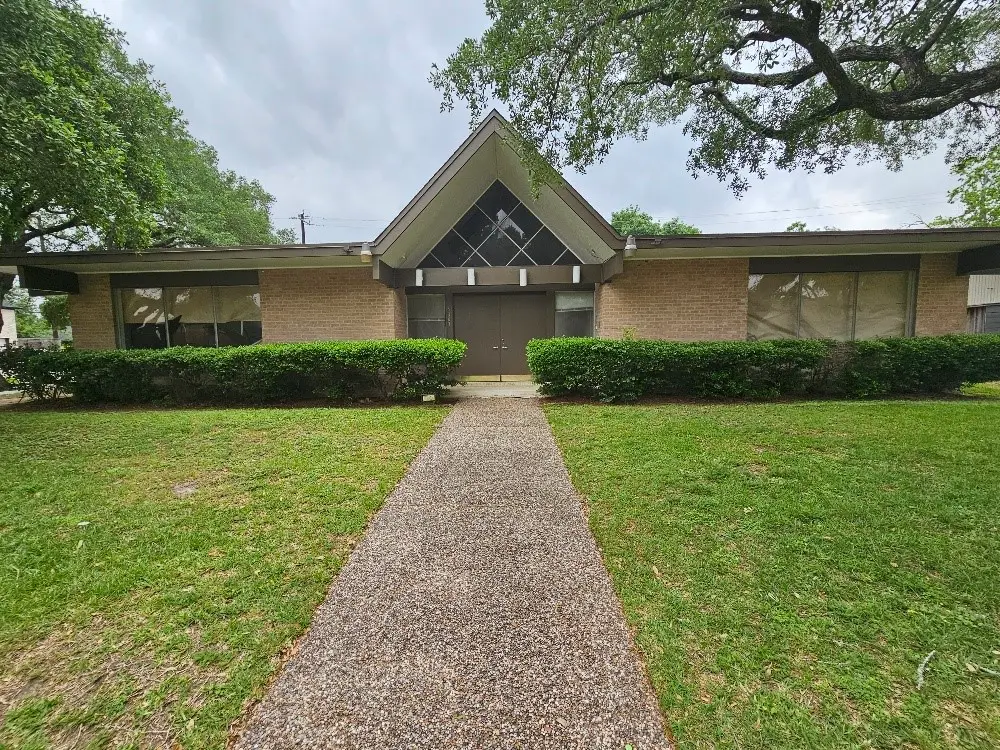 5303 Paisley Street, Houston, TX 77096 - #1