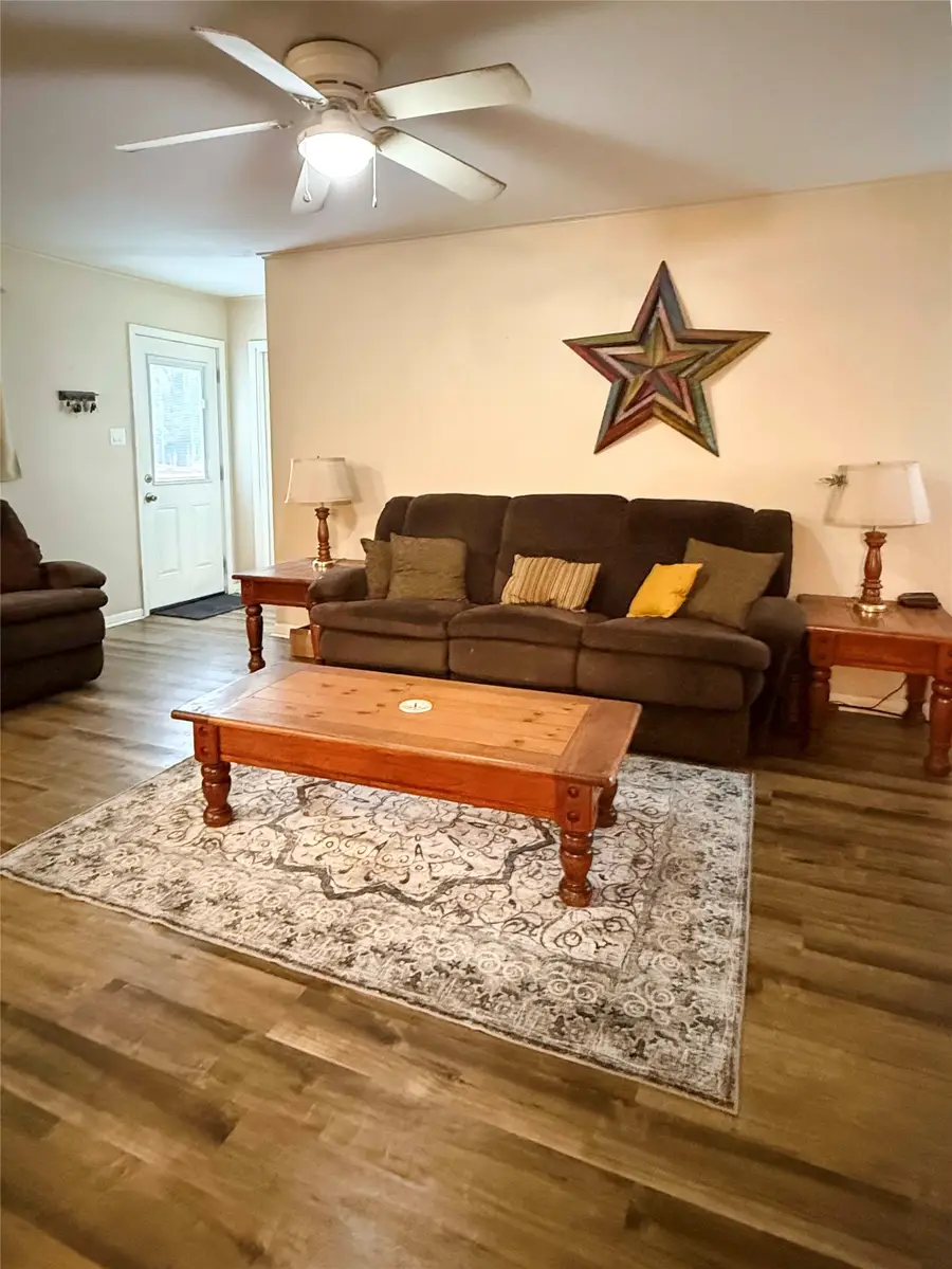 101 Mc Dow Street, Victoria, TX 77901 - #3