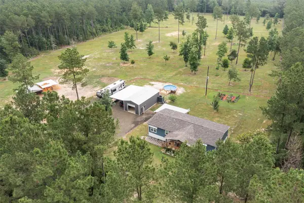 275 County Road 3215, Colmesneil, TX 75938