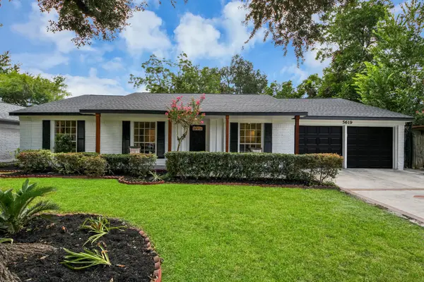 5619 Duxbury Street, Houston, TX 77035