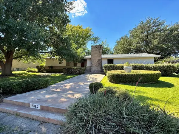 504 Oak Street, Ozona, TX 76943