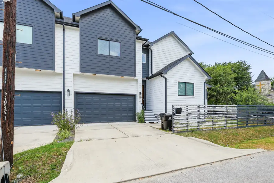 3034 Wayne Street #A-B, Houston, TX 77026 - #2
