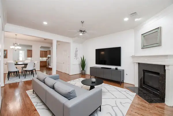 155 White Drive, Bellaire, TX 77401