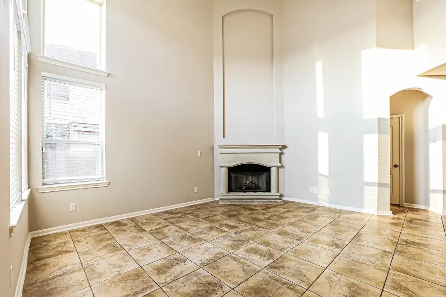 6726 Hunters Trace Lane, Baytown, TX 77521 - Image #3