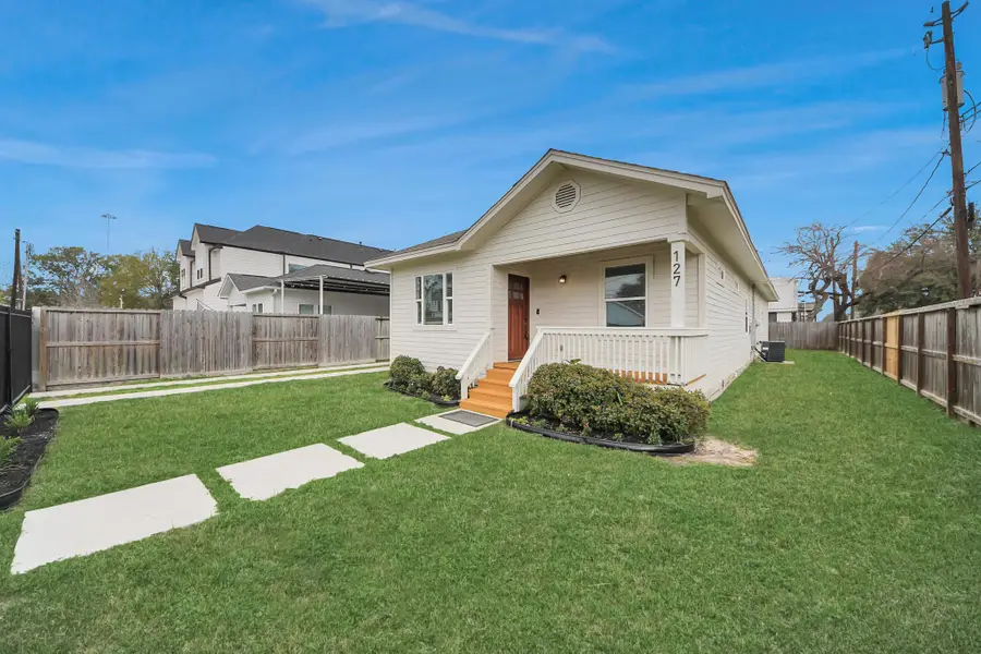 127 Amundsen Street, Houston, TX 77009 - #3