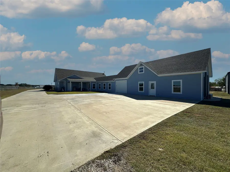 4334 Maass Road, Burton, TX 77835 - Image #2