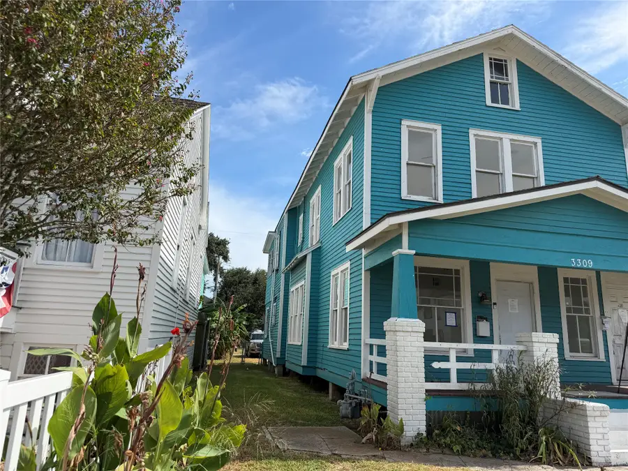 3309 Bernardo De Galvez Avenue, Galveston, TX 77550 - #3