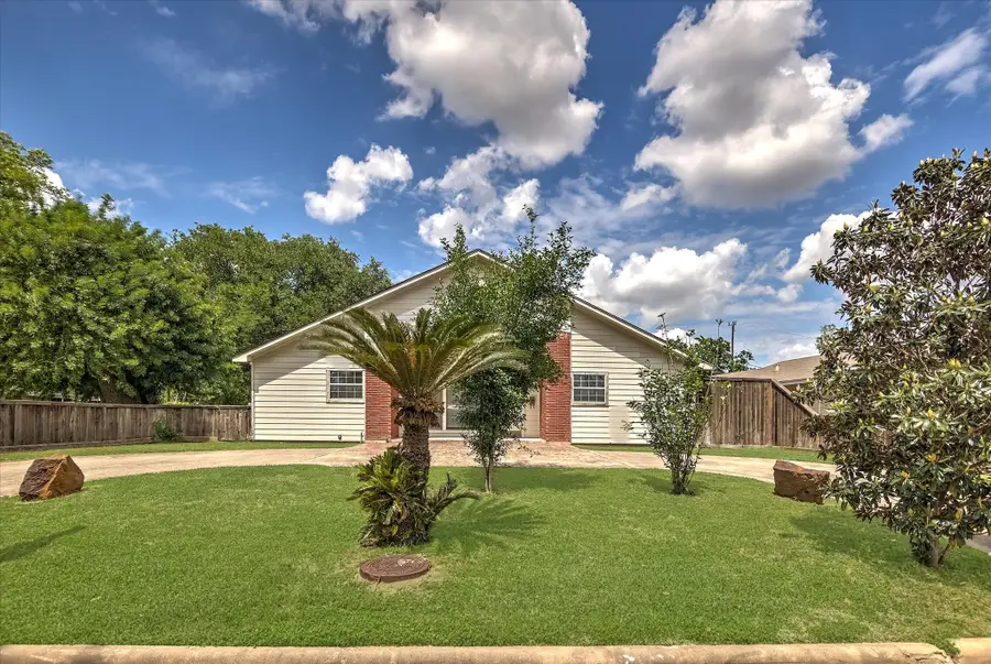 6946 Cole Creek Drive, Houston, TX 77092 - #3