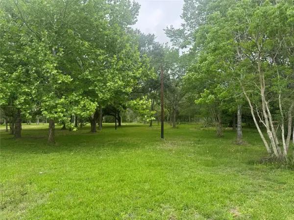 4755 Crosby Cedar Bayou Road, Baytown, TX 77521