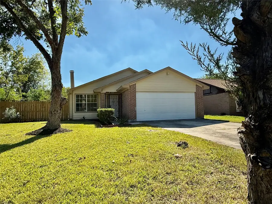 7535 Roaring Springs Drive, Houston, TX 77064 - Image #3