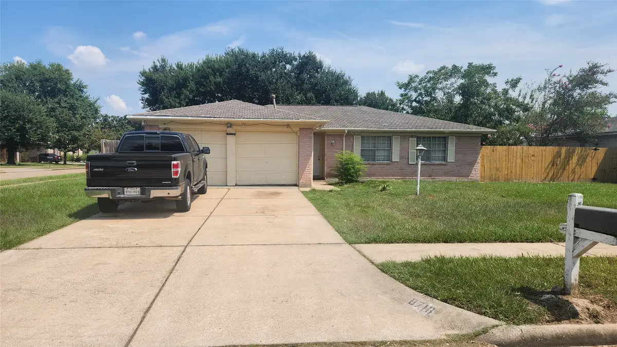 8718 Glen Shadow Drive, Houston, TX 77088 - Image #1