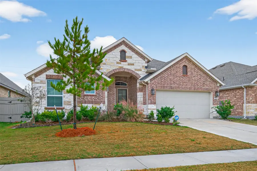 18338 Tiger Flowers Drive, Conroe, TX 77302 - Image #2