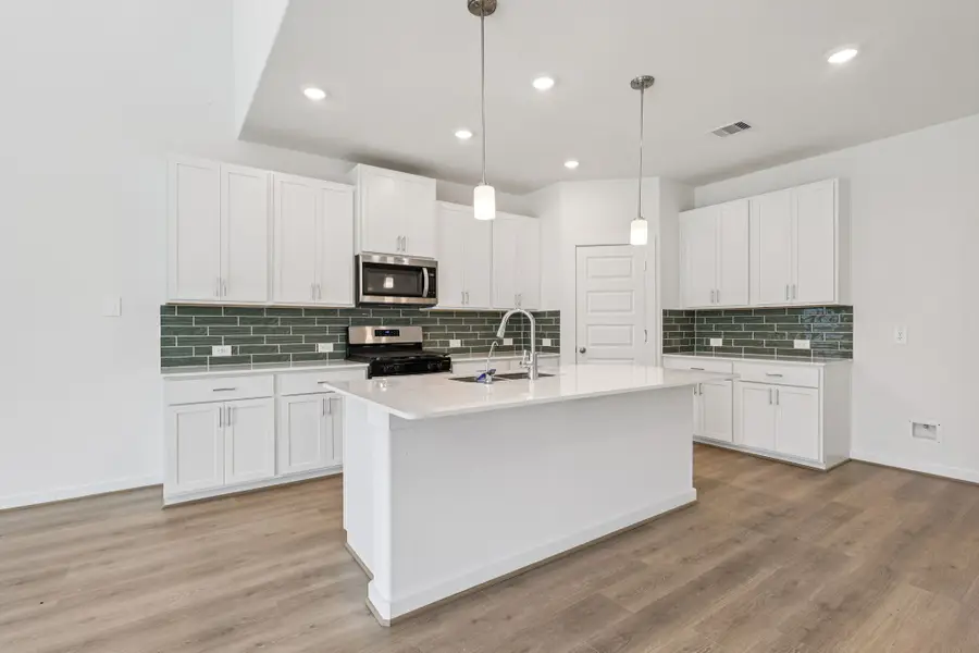 4837 Magnolia Springs Drive, Pearland, TX 77584 - Image #2