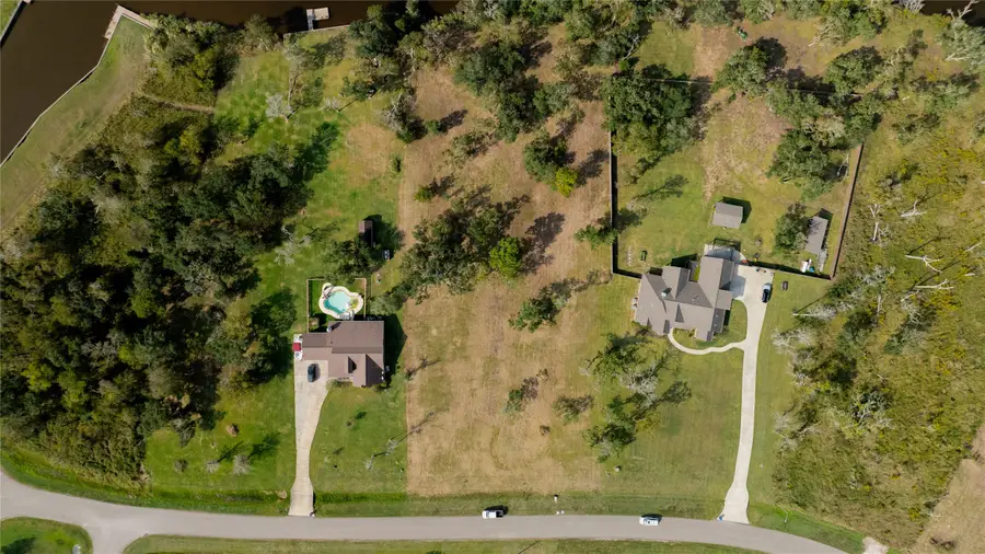 32802 Bayou Bend, Richwood, TX 77515 - Image #2