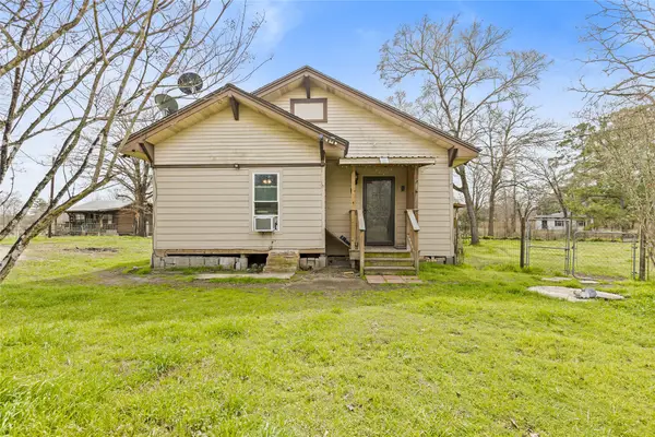 6 Jenkins Spur, Huntsville, TX 77320