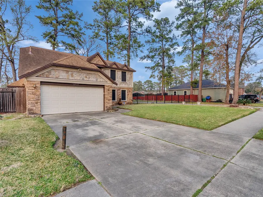 6715 Sandy Oaks Drive, Houston, TX 77050 - #2