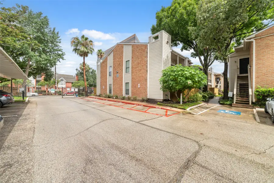 2001 Bering Drive #2C, Houston, TX 77057 - #2