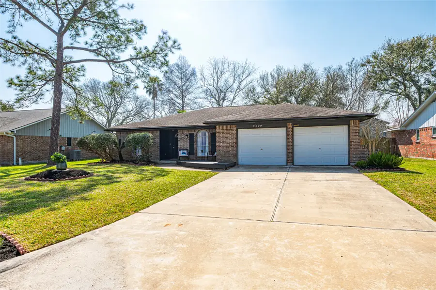 5509 Thornwood Circle, Dickinson, TX 77539 - #3