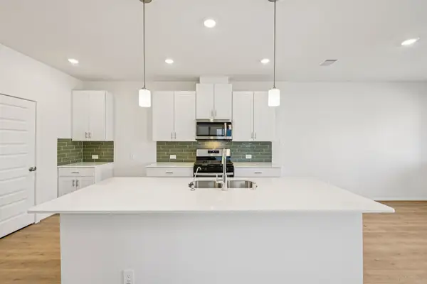 3211 Quiet Sunset Drive, Houston, TX 77080