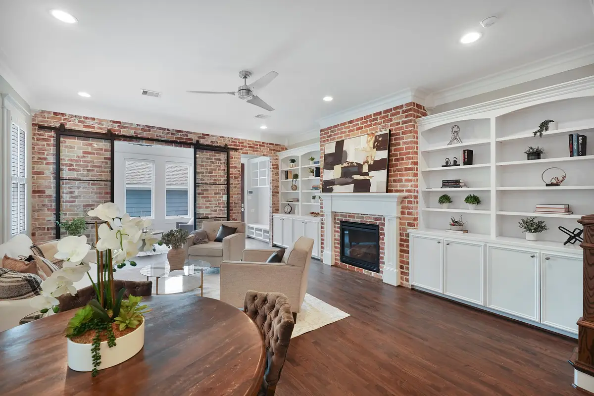 537 W 22nd St, Houston, TX 77008 - #1