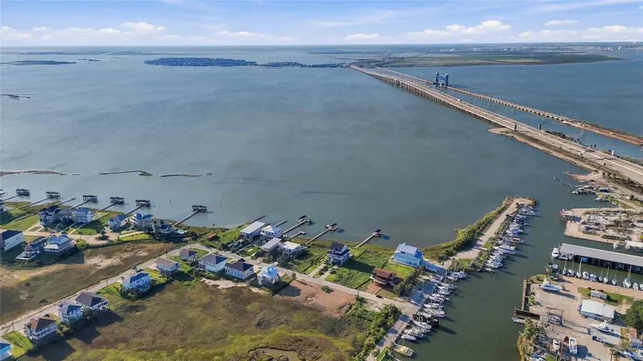 9115 West Bay Road, Galveston, TX 77554 - #2
