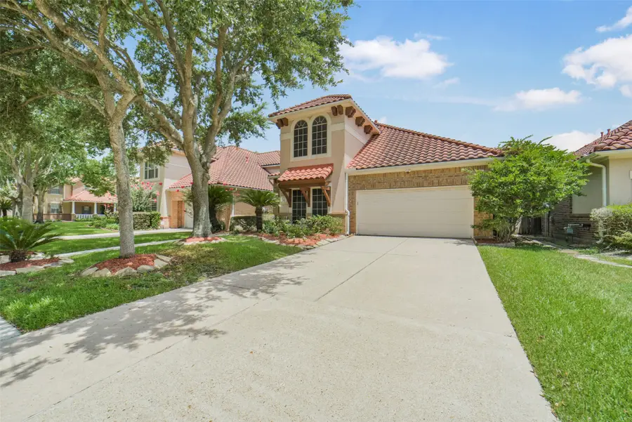 82 Cherry Hills Drive, Jersey Village, TX 77064 - #2