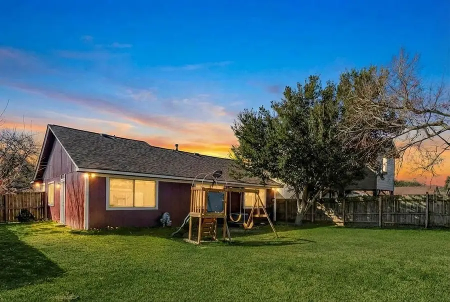 5210 Shirley Street, Baytown, TX 77521 - Image #2