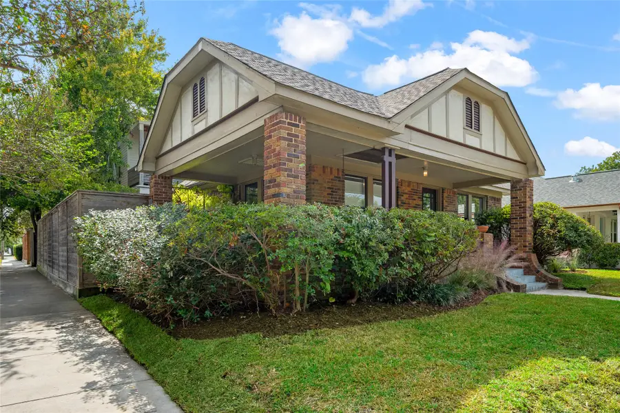 768 E 16th Street, Houston, TX 77008 - Image #2