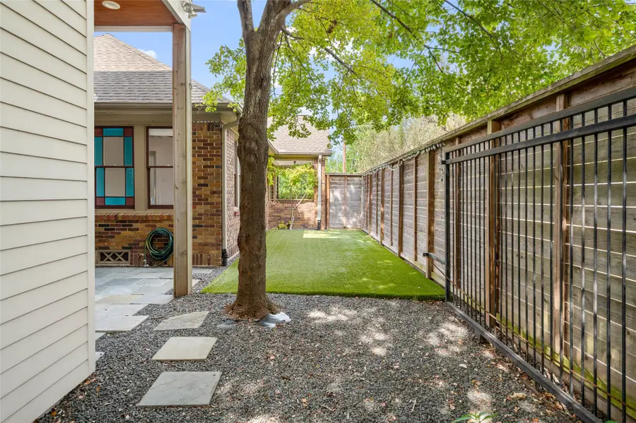 768 E 16th Street, Houston, TX 77008 - Image #3