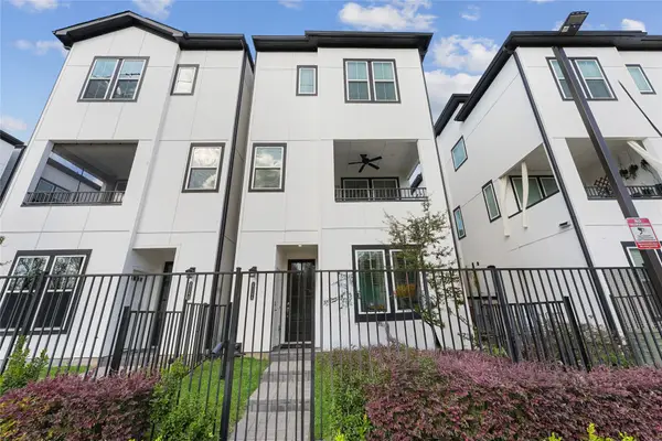 2704 Grand Fountains Drive #H, Houston, TX 77054