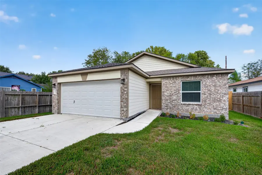 353 Todd Street, Tomball, TX 77375 - #2