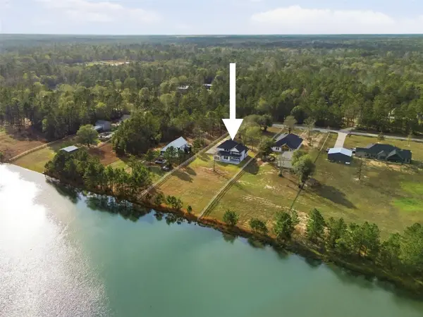 2056 White Doe Court, Cleveland, TX 77328