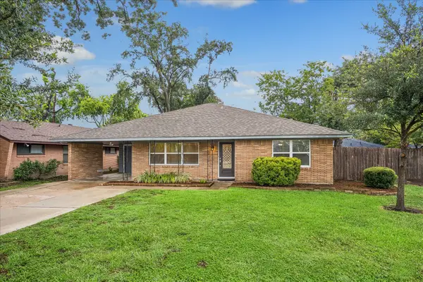 4402 Libbey Lane, Houston, TX 77092