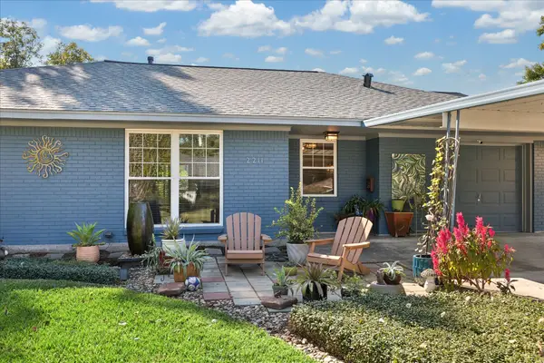 2211 Libbey Drive, Houston, TX 77018