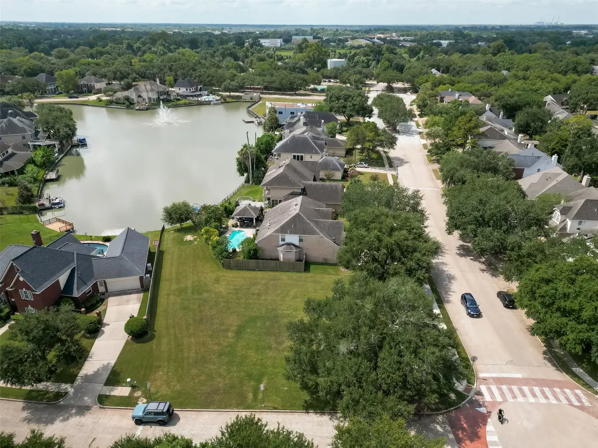 4303 Crow Valley Drive, Missouri City, TX 77459 - #1