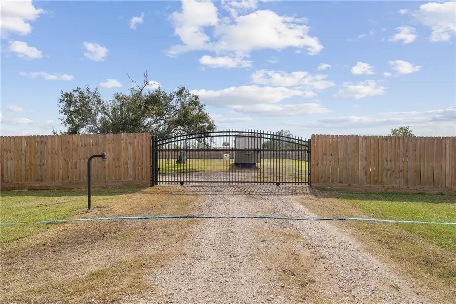 4410 County Road 63, Rosharon, TX 77583 - #3