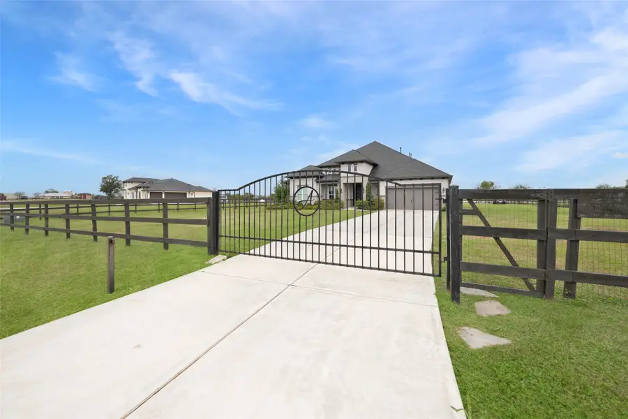 4119 Tankersley Circle, Rosharon, TX 77583 - Image #3