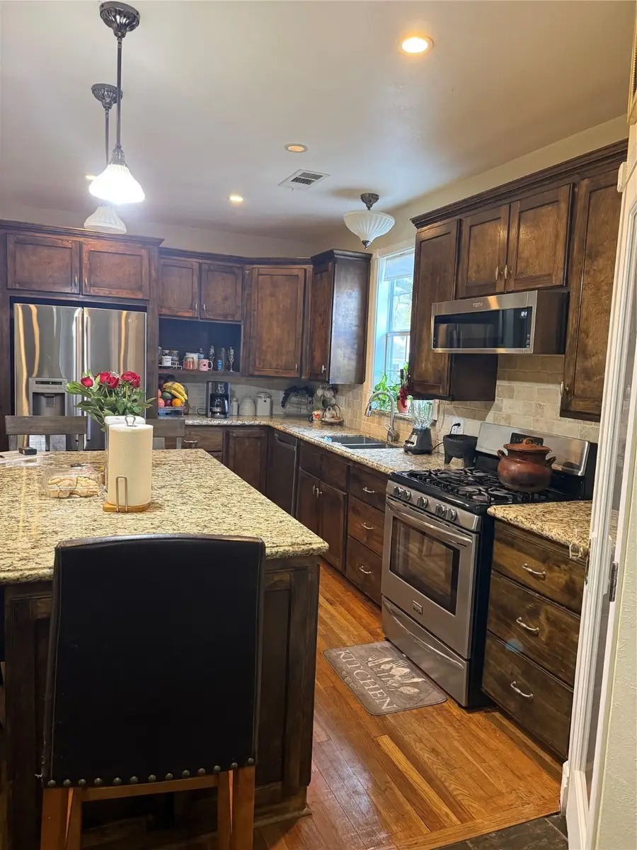 404 Clark Street N, Eagle Lake, TX 77434 - #3