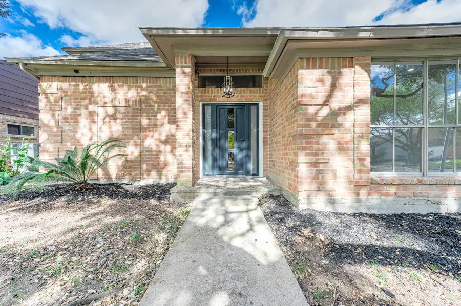 2314 Canyon Meadows Drive, Missouri City, TX 77489 - Image #3