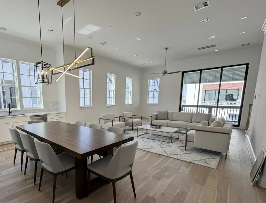 3317 Green Lilly Lane, Houston, TX 77008 - Image #3