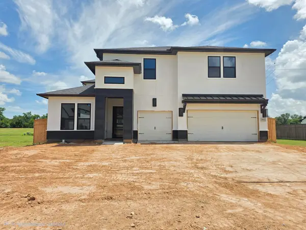 9802 Hunters Run Drive, Missouri City, TX 77459