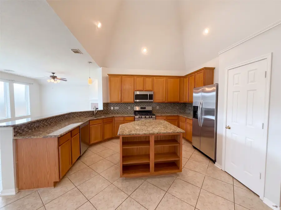 11810 White Water Bay Drive, Pearland, TX 77584 - #3