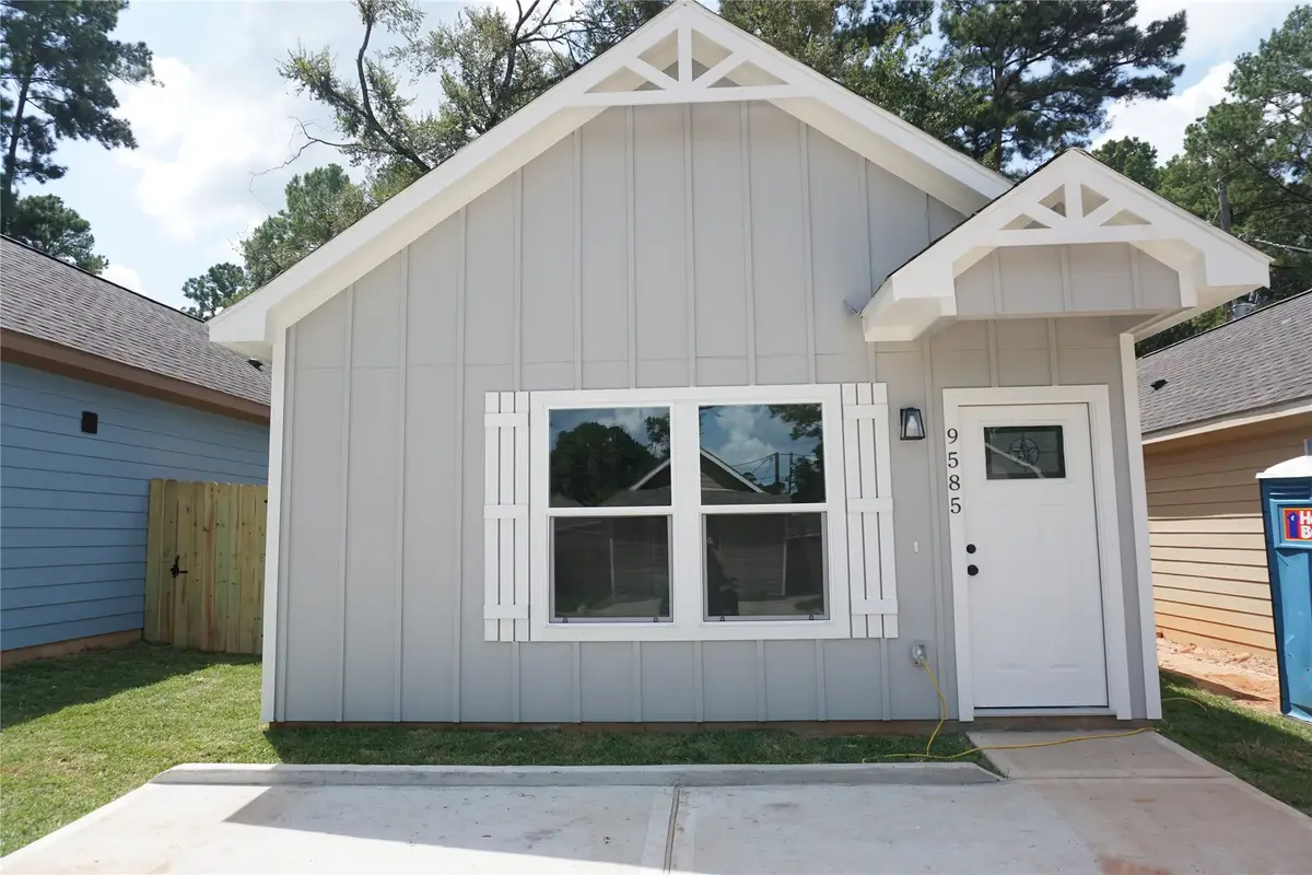 9868 Arbor Oak Street, Willis, TX 77318 - Image #1