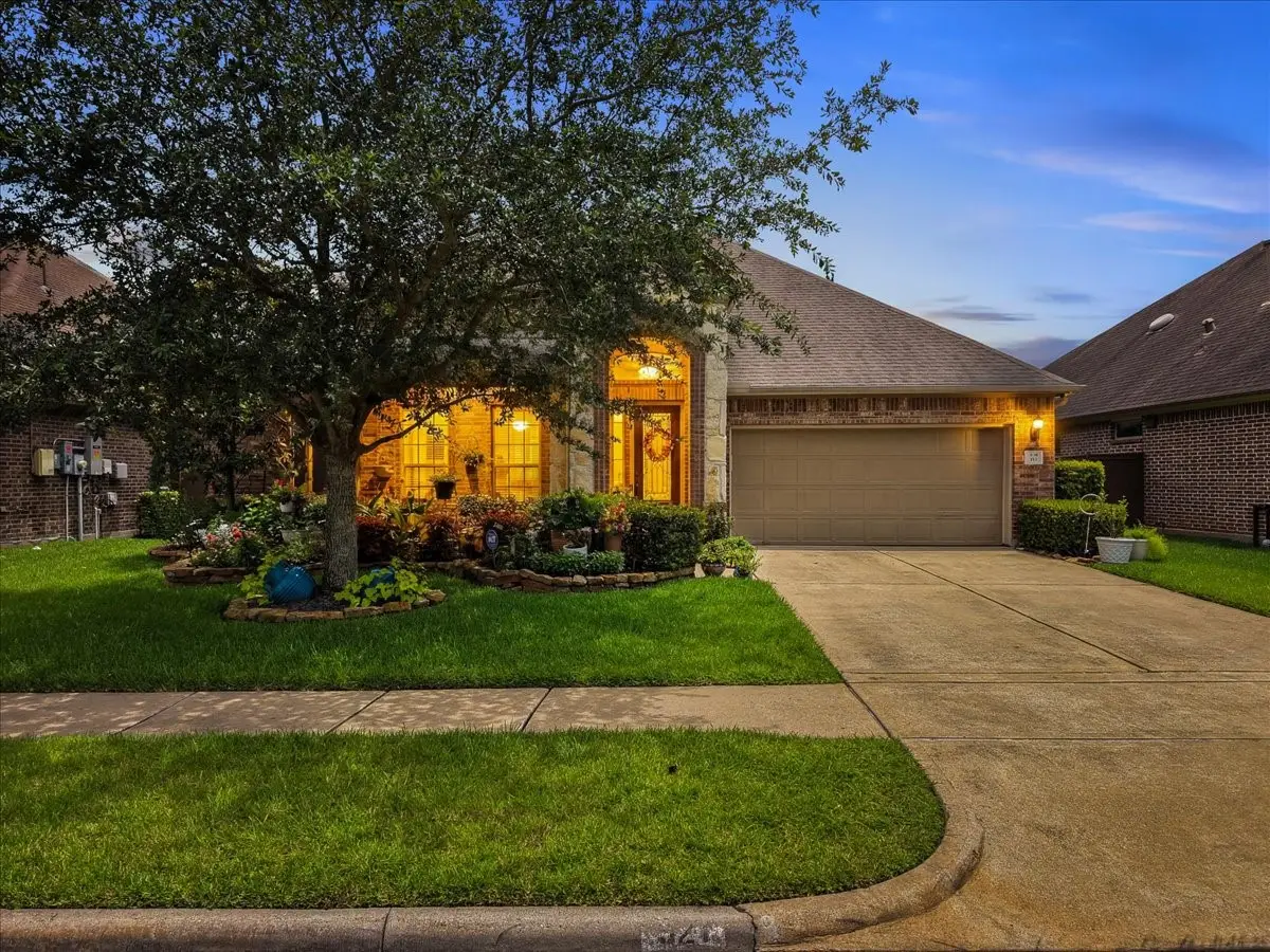 521 E Fork, Webster, TX 77598 - #1