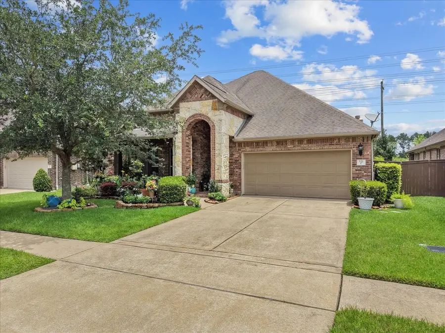 521 E Fork, Webster, TX 77598 - #2
